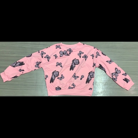 Pretty Pink Butterfly Top - Picture 2 of 6